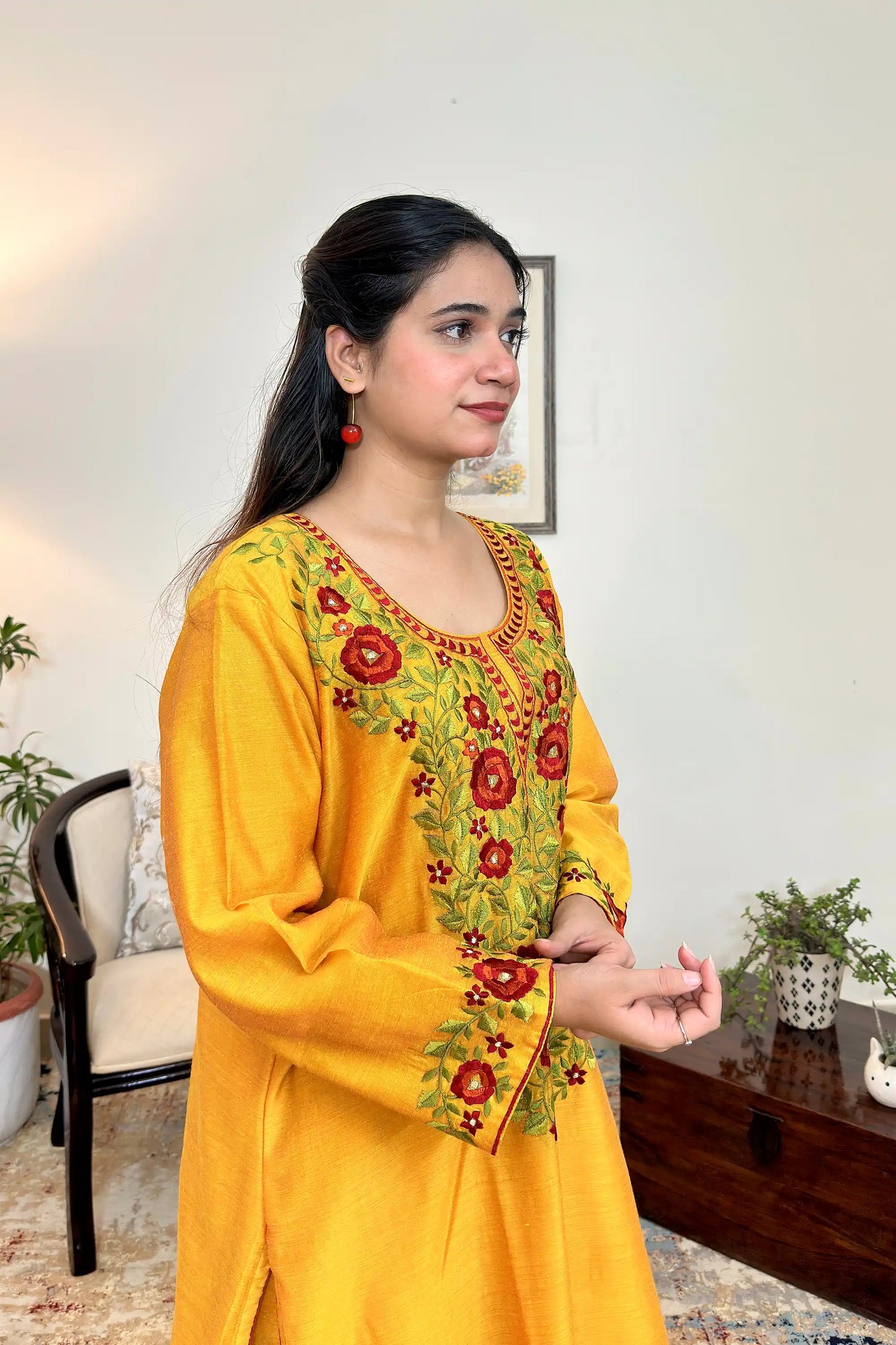 Yellow Chanderi Formal Wear Kurta Set with Floral Resham Embroidery