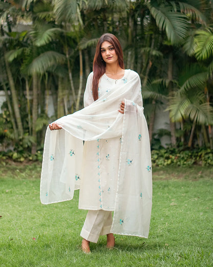 Off-white chanderi kurti, dupatta and trousers with blue embroidery & applique work
