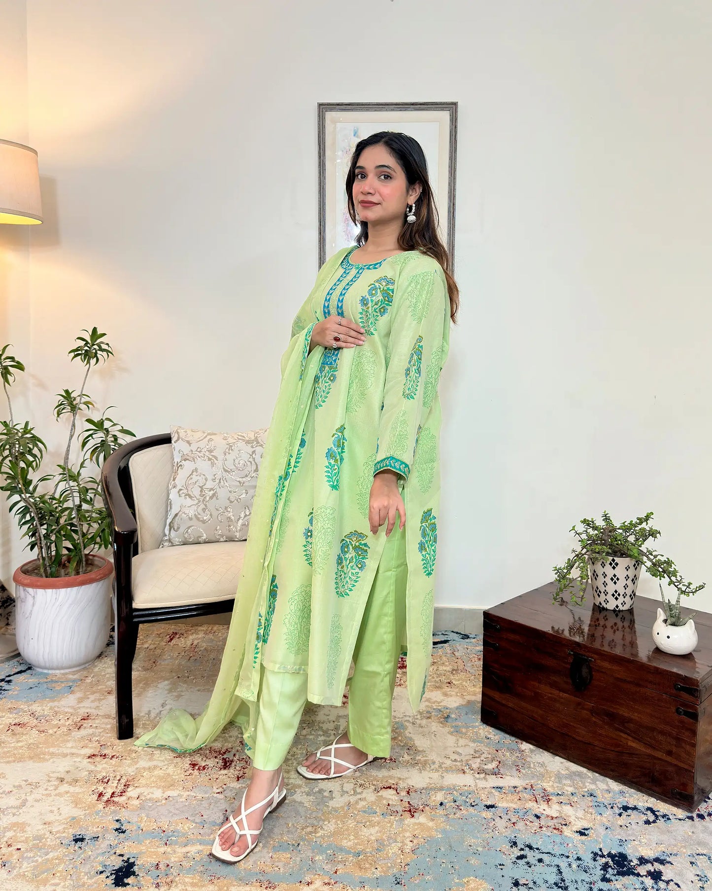 Green Chanderi Formal Wear Kurta Set with Aari embroidery