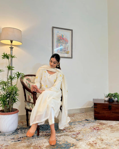 Off White Chanderi Formal wear  Kurta Set with Handworked Floral Motifs