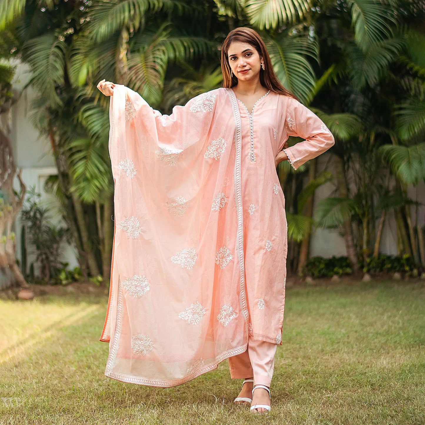 Peach resham embroidered cotton kurta and dupatta with peach trousers