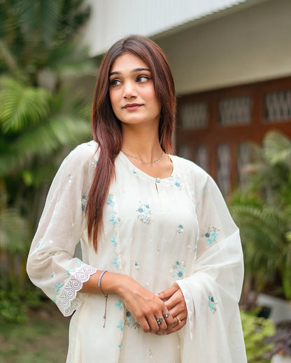 Off-white chanderi kurti, dupatta and trousers with blue embroidery & applique work