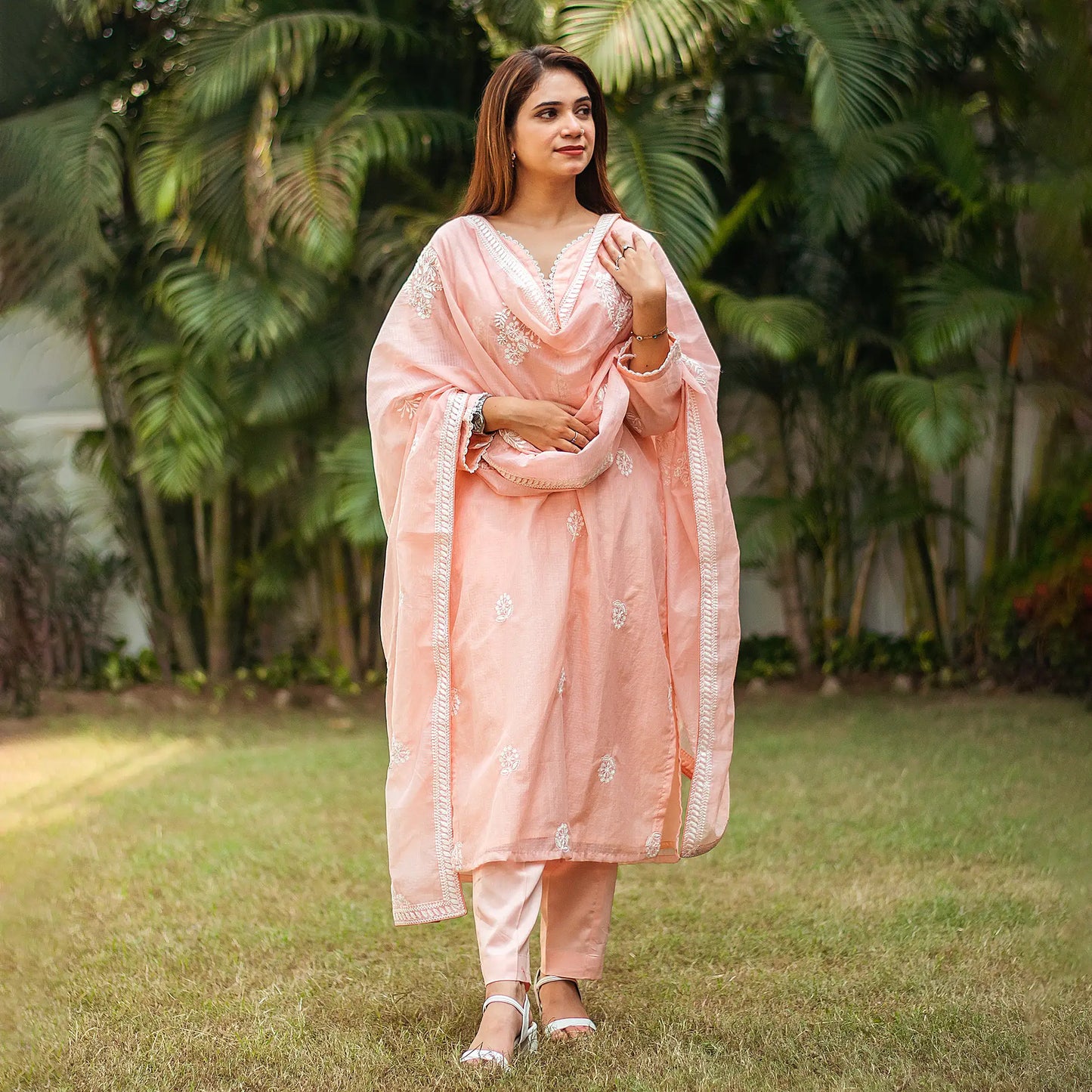 Peach resham embroidered cotton kurta and dupatta with peach trousers