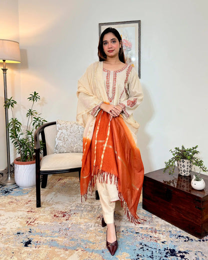 Golden Chanderi Formal Wear Kurta Set with Resham Embroidery