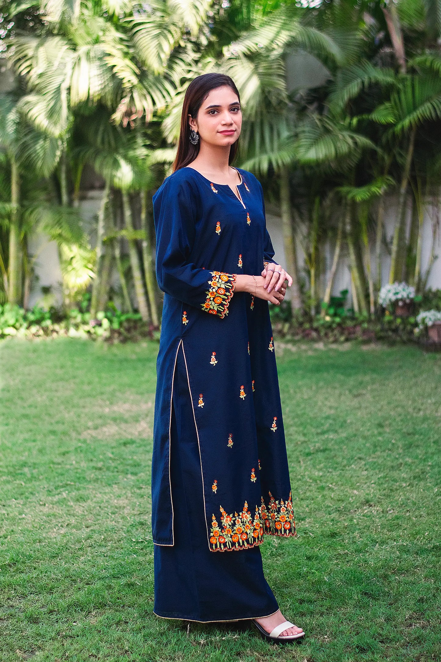 Navy Blue chanderi resham embroidered kurta and dupatta with Navy blue palazzo