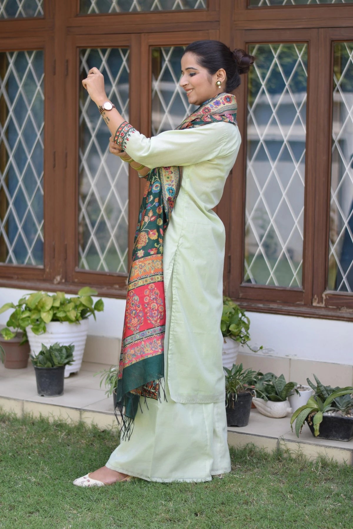 Beautiful Pashmina Suit with Jamawar Shawls – Handicrafts Galleria