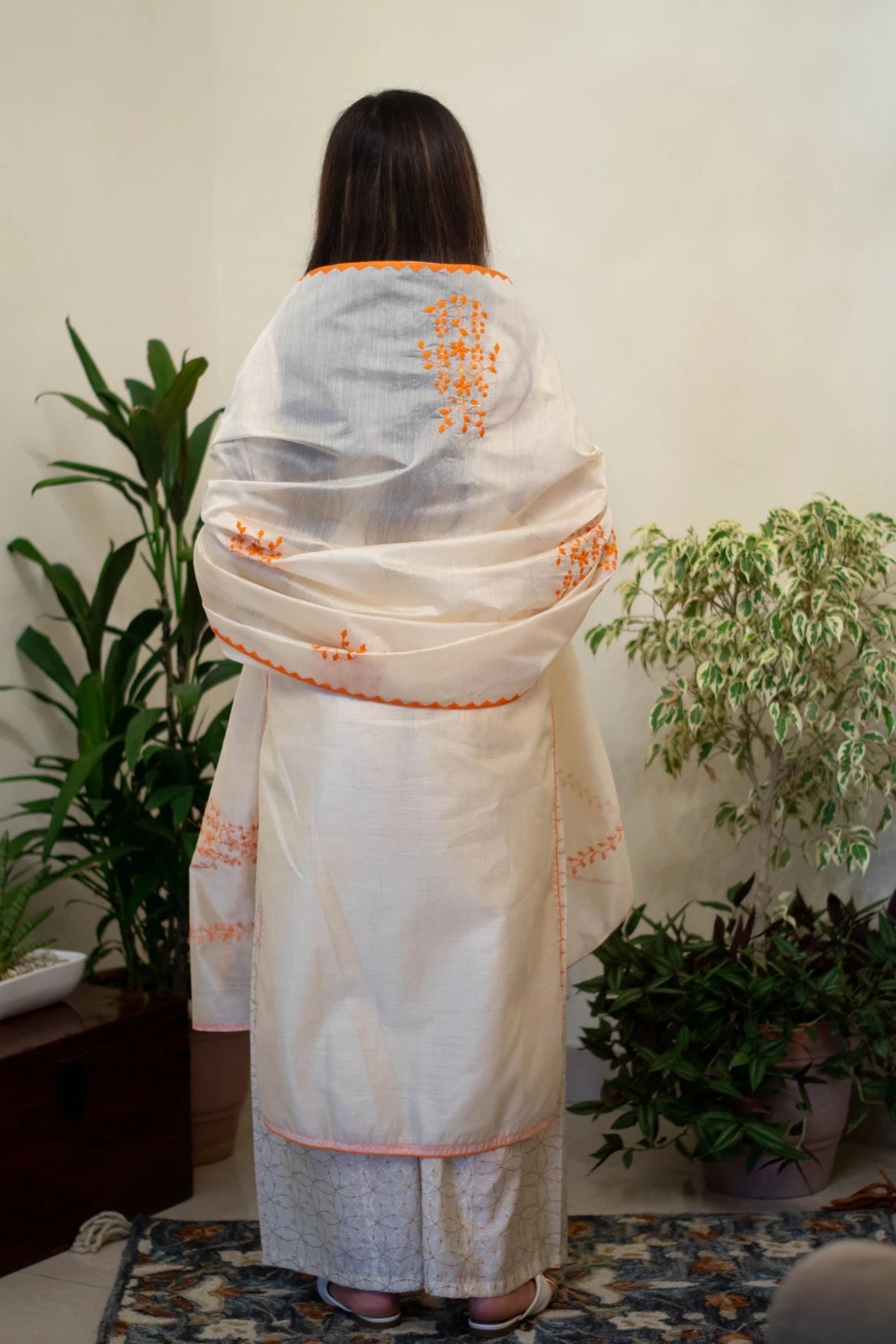 Indian women wearing chanderi silk kurta set