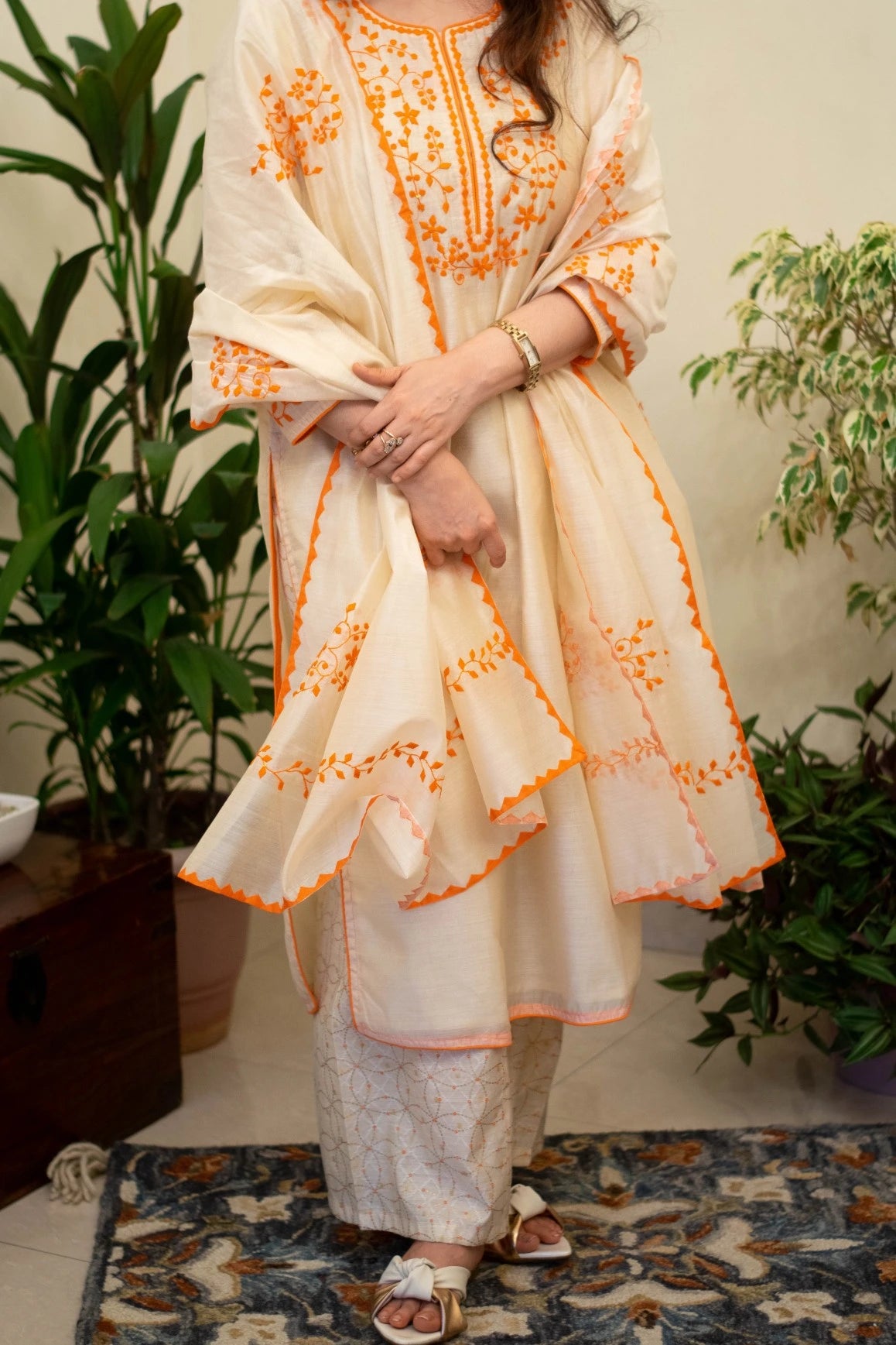 Indian women wearing chanderi white kurta