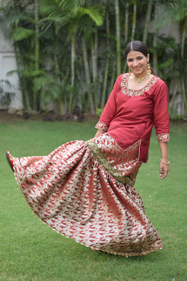 Maroon Silk & Kamkhab Tilla Embroidered Gharara set on a stunning lady