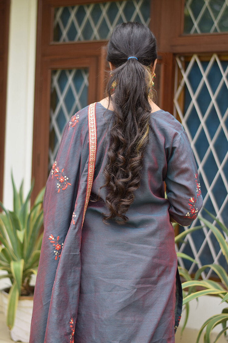 Grey colour kamkhab farshi gharara set