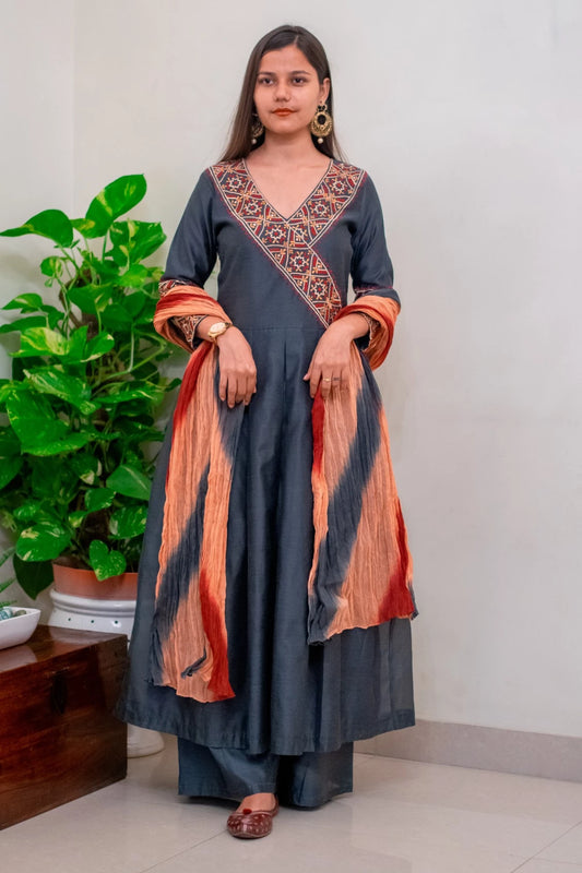 Grey Chanderi Resham Embroidered Kurta,Grey Chanderi Palazzo With Multicoloured Dupatta